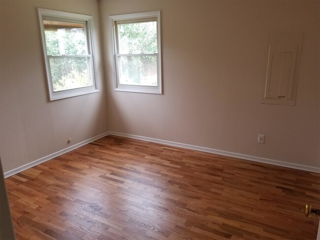 Foto del edificio - 861 S 34th St