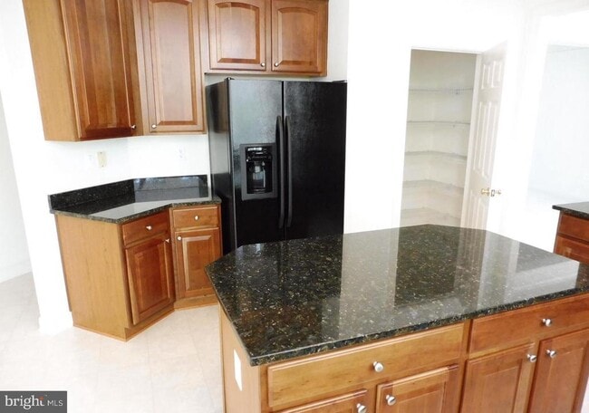 Building Photo - 4807 River Creek Terrace