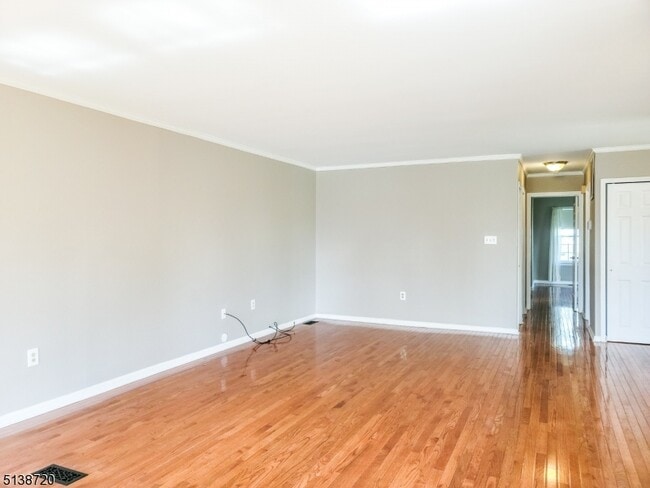 Foto del edificio - 2C Aaron Burr Ct