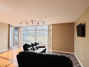 Building Photo - 1237 Washington Ave