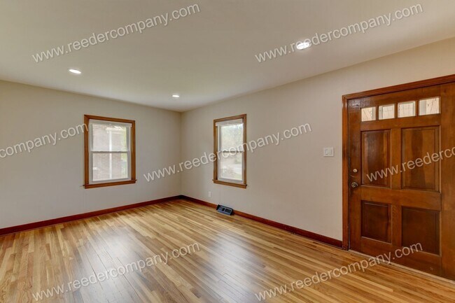 Foto del edificio - Completely remodeled 3 bedroom 1.5 bathroom house in Hammond