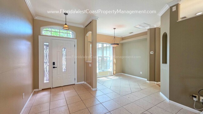 Foto del edificio - CUTE AND SPACIOUS 3 BEDROOM/ 2 BATH POOL HOME! NORTH PALMETTO! PET FRIENDLY!