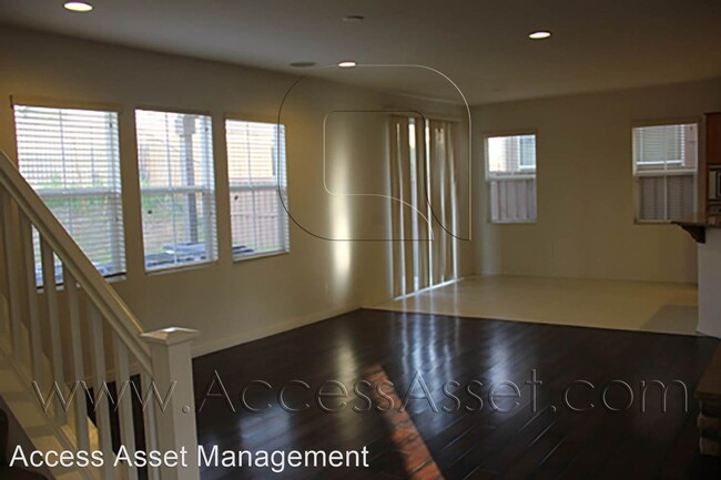 Foto del edificio - 3 br, 3 bath House - 19860 Silverwood