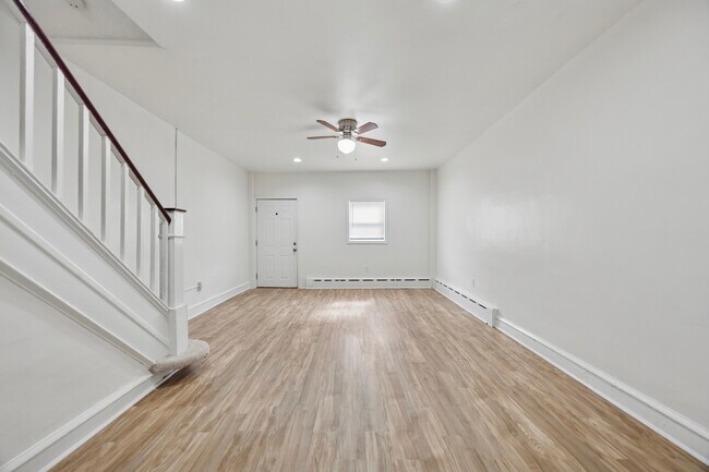 Foto del edificio - 6519 Allman St