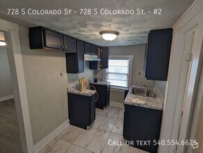 Building Photo - 728 S Colorado St