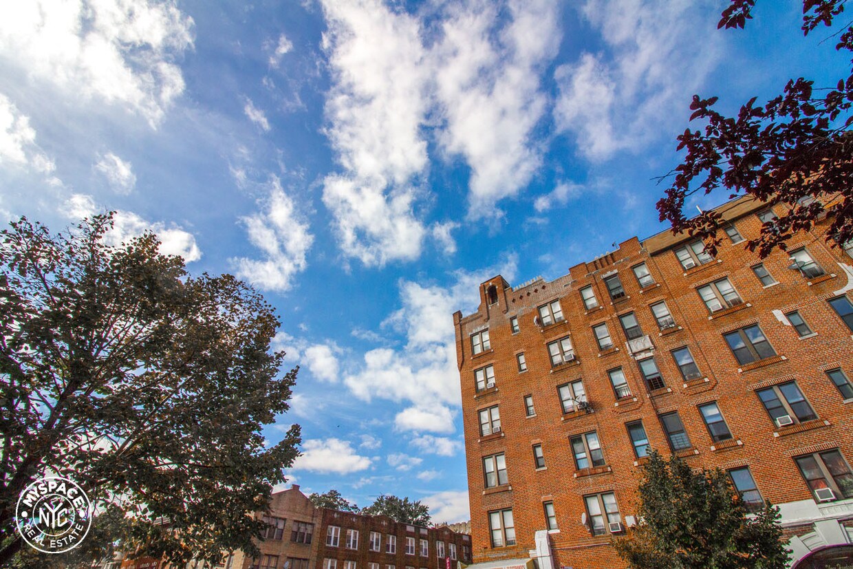 Foto del edificio - 345 Lefferts Ave