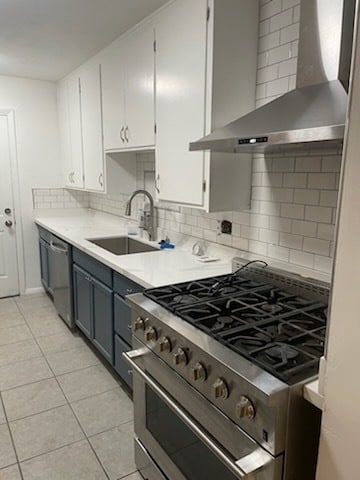 Building Photo - 704 S Margo Dr
