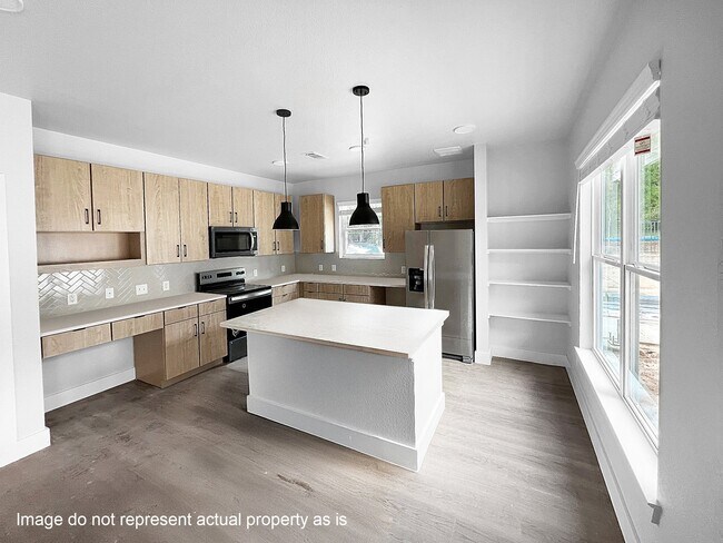 Building Photo - 2400 Montgomery Park Blvd