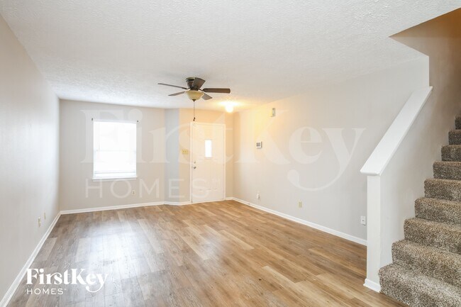 Foto del edificio - 2332 Providence Ct