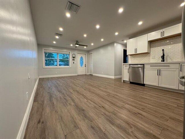 Foto del edificio - 9422 SW 51st St # 1-2, Cooper City, FL 33328