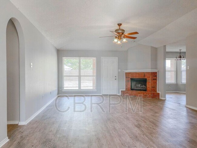 Foto del edificio - 6122 9th St