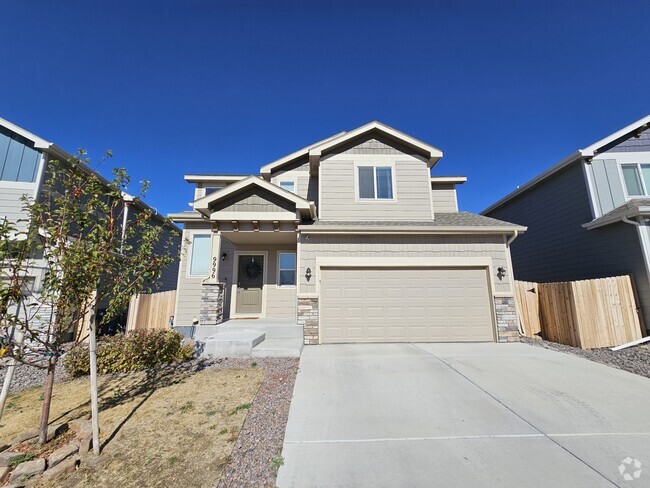 Building Photo - 9996 Castor Dr