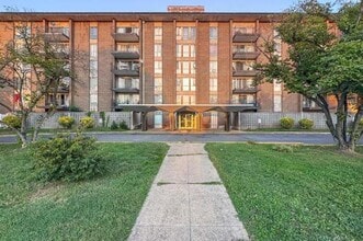 Building Photo - 6011 Emerson St