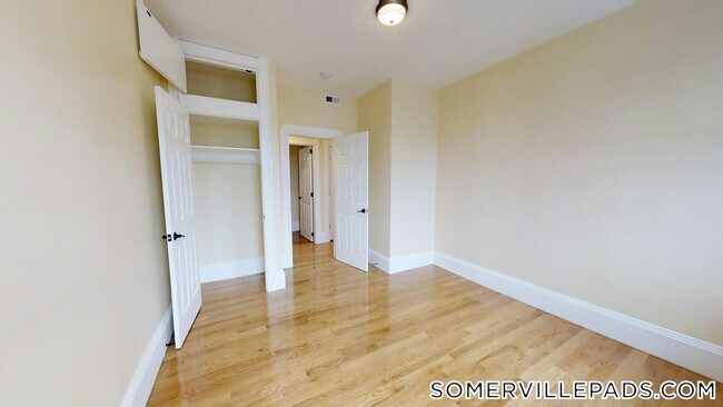 Foto del edificio - 48-50 Lowell St.