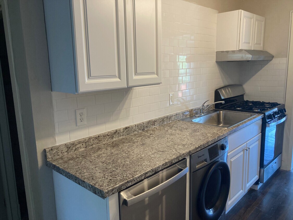 Foto principal - 3810 Harrison Blvd