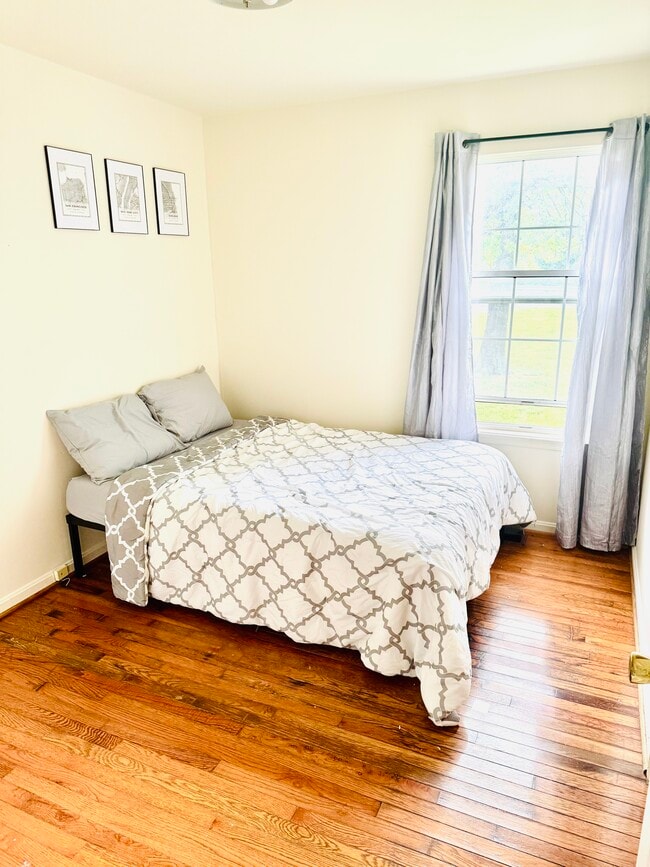 Foto del edificio - 2014 Ritchie Rd