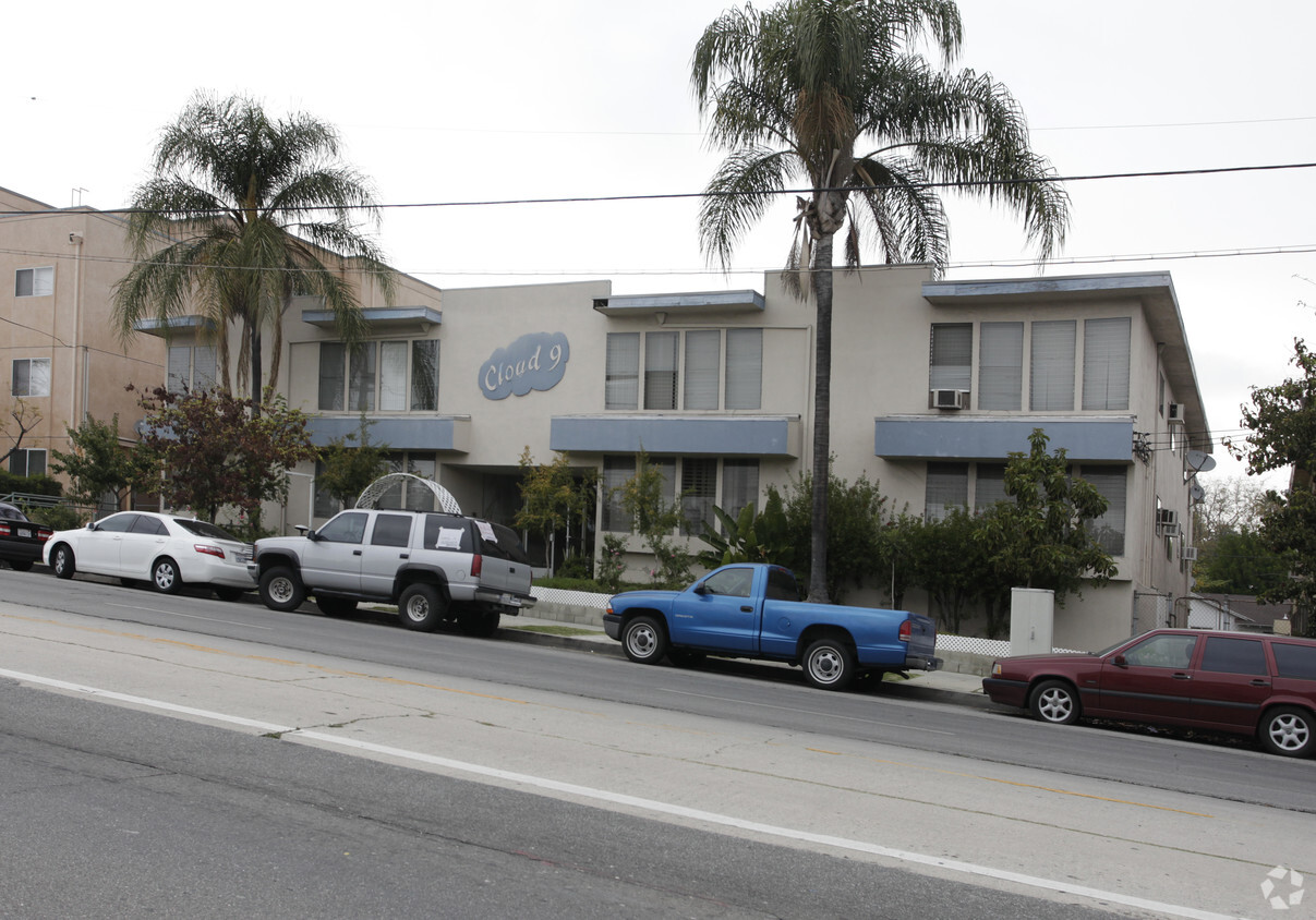 Foto principal - 12345 Burbank Blvd