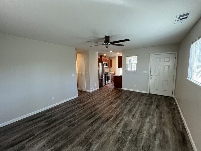 Building Photo - SAC T 2569