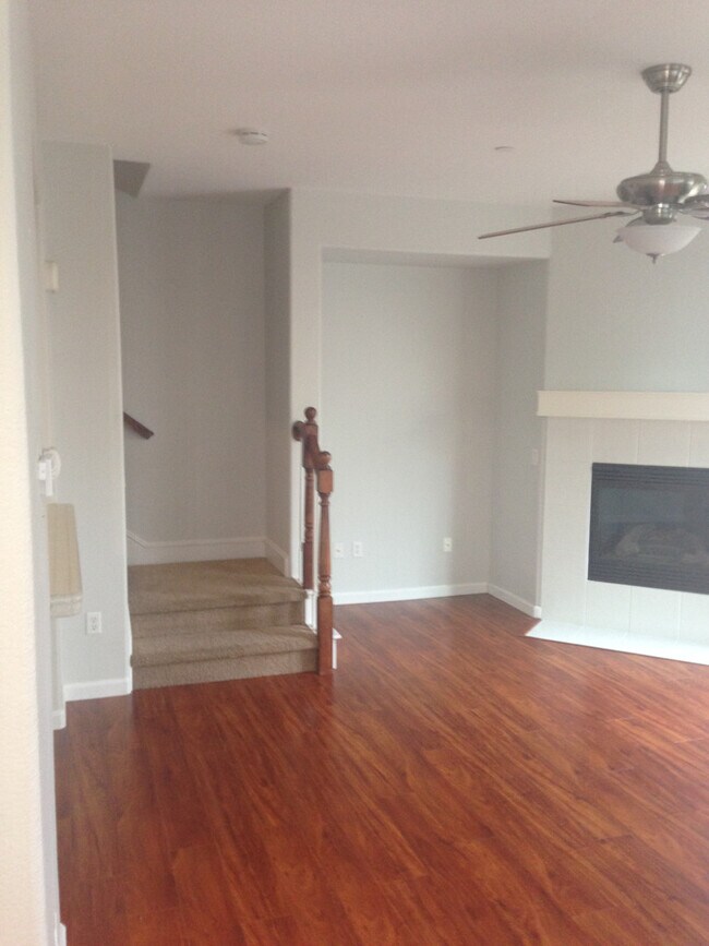 Foto del edificio - Condo Unit in Ferry Circle close to shoppi...