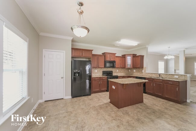 Foto del edificio - 9609 Fernspray Rd