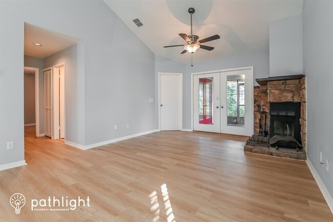 Building Photo - 3129 Courtney Woods Ct