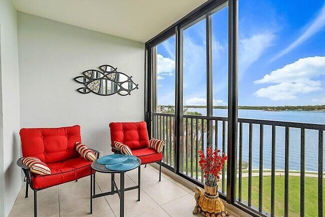 Foto del edificio - 300 Intracoastal Pl