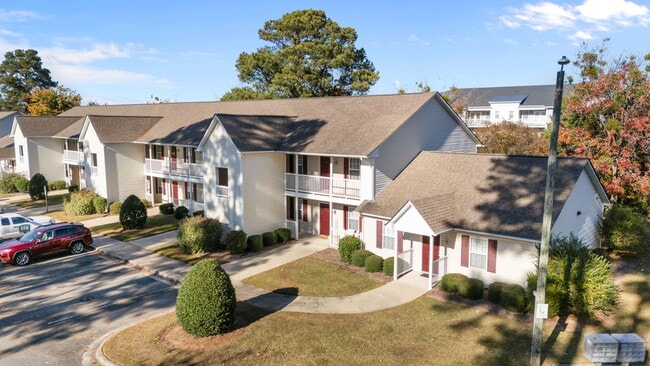 Building Photo - Spring Lake Apartments