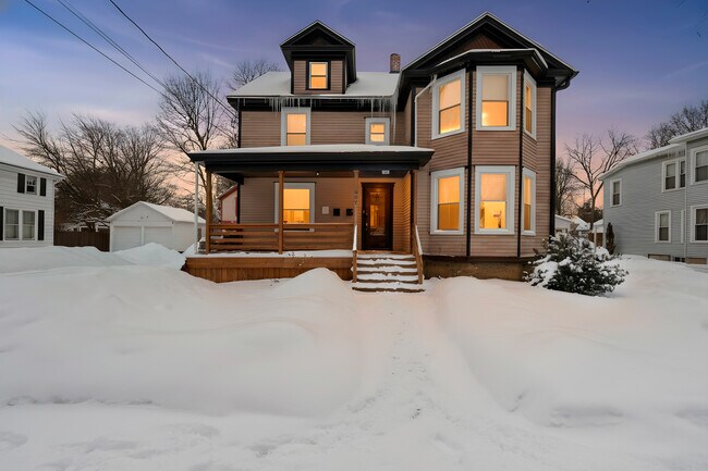 Foto del edificio - 607 Tulip St