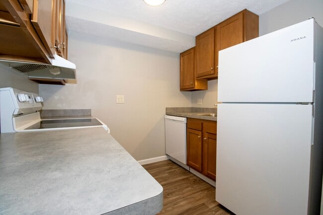 Building Photo - Two bedroom apartment