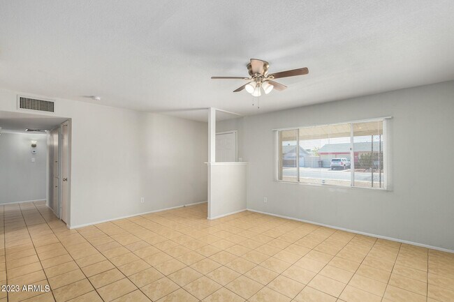 Building Photo - 6536 W Turney Ave