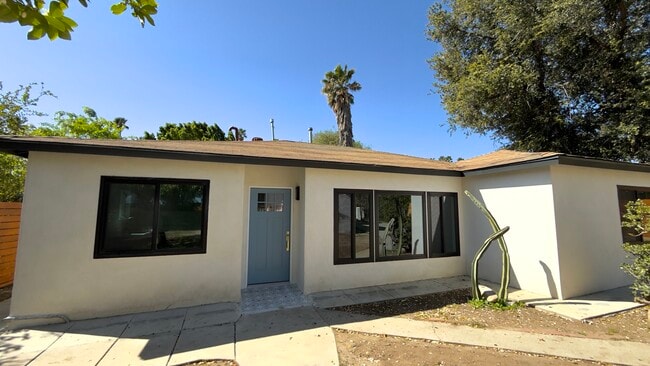 Building Photo - 492 Palisade St