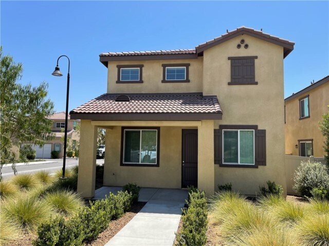 Foto del edificio - 2142 Lavender Ln