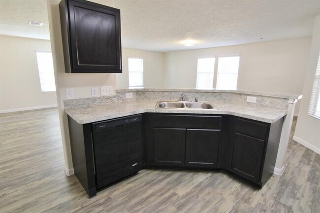 Building Photo - 24226 Treviso Gardens Dr