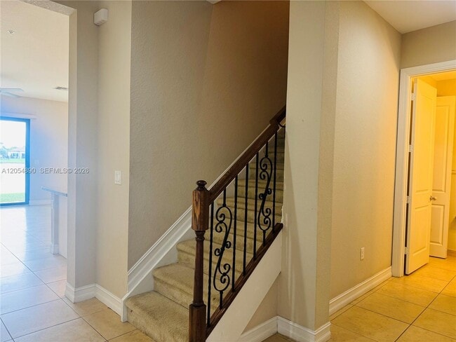 Building Photo - 1409 SW 113th Ave