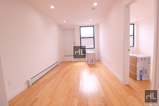 Foto del edificio - NEWLY CONSTRUCTED BRAND NEW 1 BEDROOM UTIC...