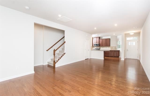 Building Photo - 1116 Harkey Creek Dr