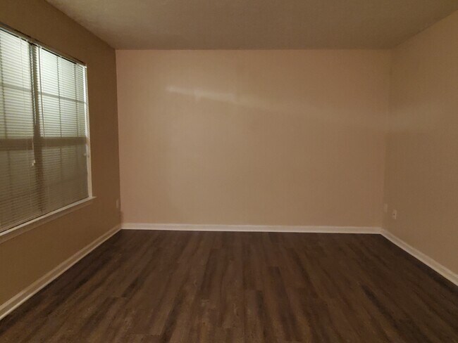 Foto del edificio - 340 Witness Ln