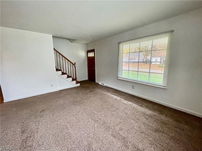 Building Photo - 1765 Beechwood St NE