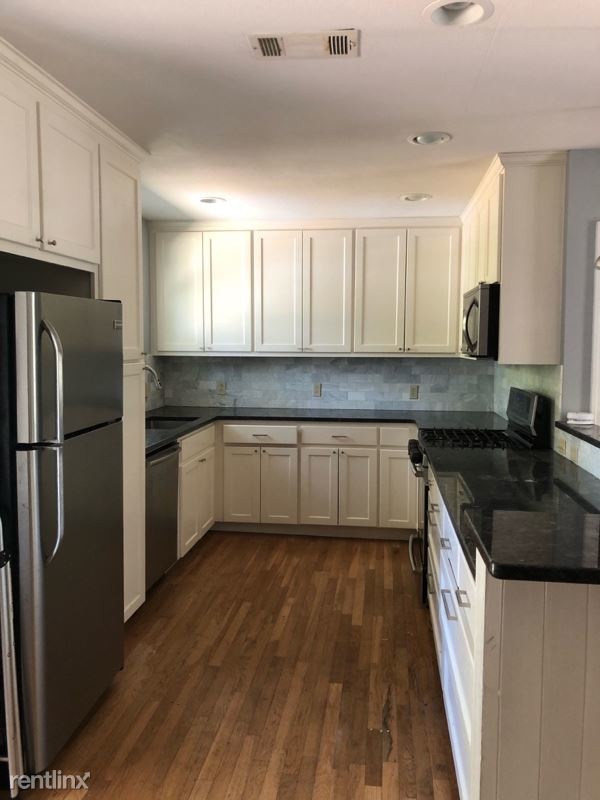 Building Photo - 3 br, 1 bath House - 1300 Richcreek Rd