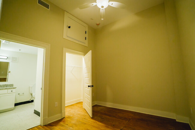 Foto del edificio - 520 Mulberry St