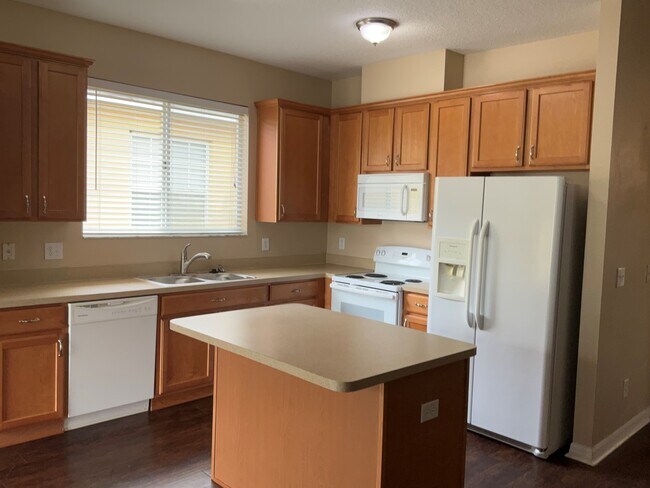 Building Photo - 11424 Village Brook Drive