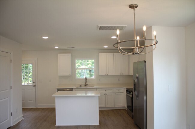 Building Photo - Brand New Townhouse unit in Kannapolis, NC!!