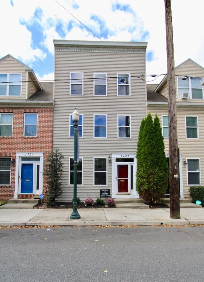 Building Photo - 1728 N 3rd St