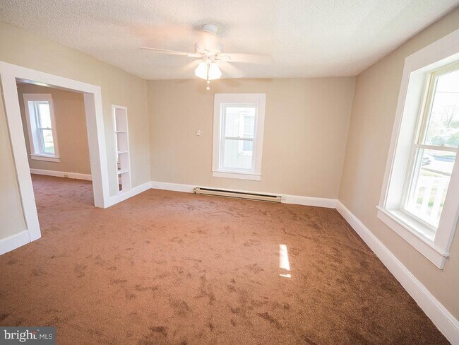 Building Photo - 11507 Beckford Ave