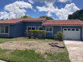 Building Photo - 10606 Whitman Cir