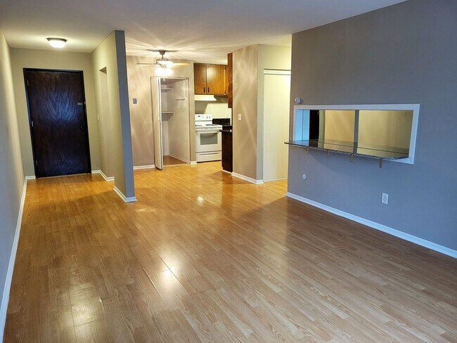 Foto del interior - Marydale Lakeview Apartments