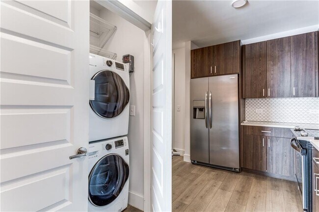 Foto del edificio - 2213 Poquito St