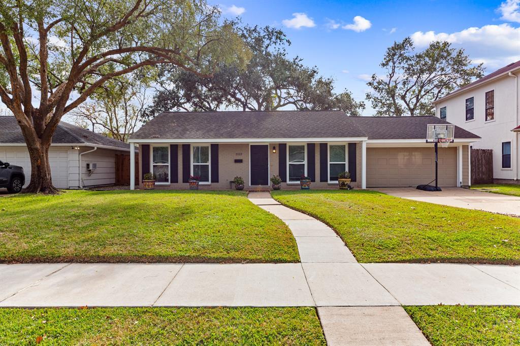 Primary Photo - 5513 Pagewood Ln