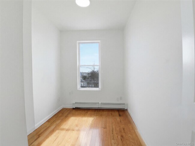 Foto del edificio - 2857 Lawton Ave