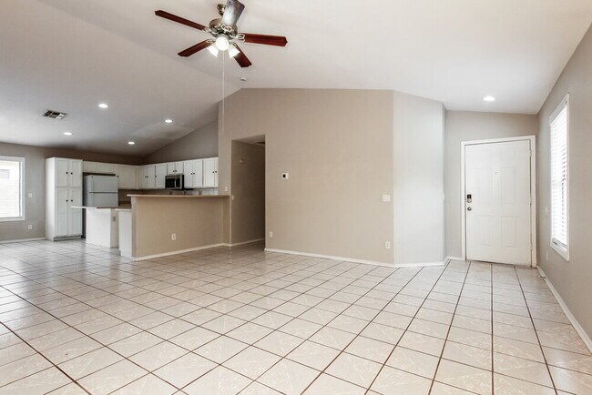 Foto del edificio - 12367 W Monroe St